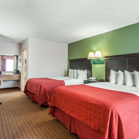 Quality Inn Savannah South Exteriér fotografie