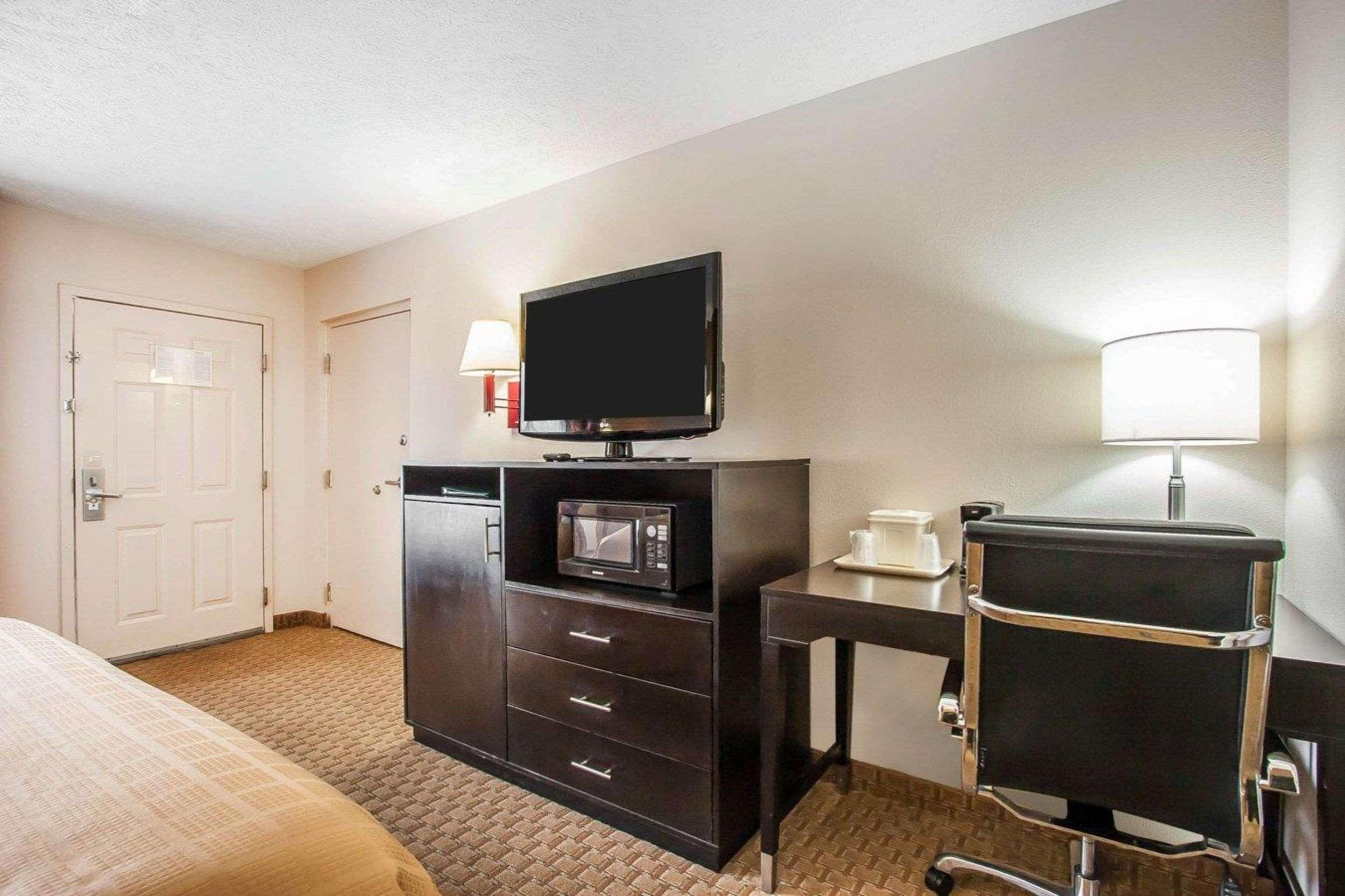 Quality Inn Savannah South Exteriér fotografie